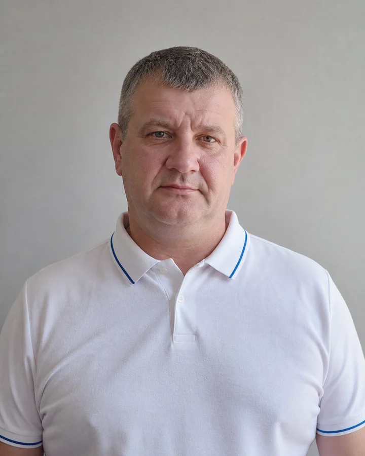 Виктор Колесников, специалист по химчистке Clinero